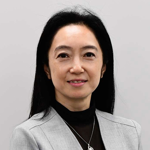 小林香織氏